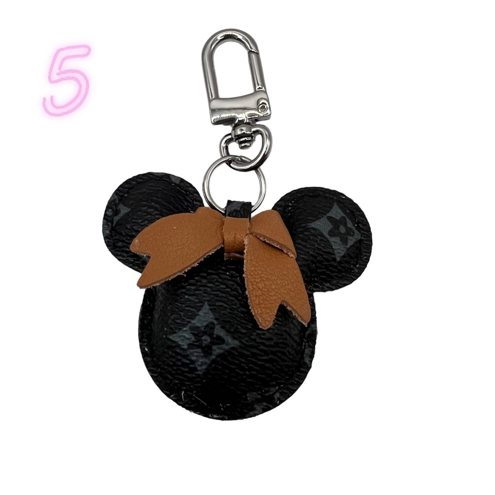 NEW Monogram Mouse Keychain Bag Charm - Picture 10 of 16